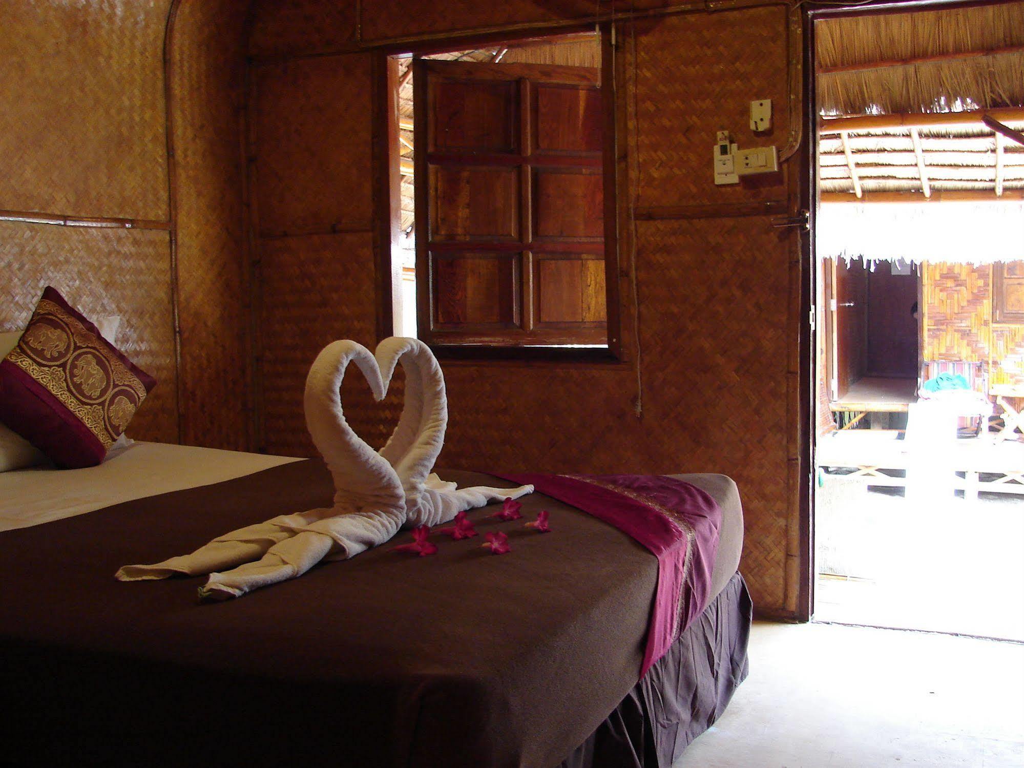 Phi Phi Twin Palms Bungalow Экстерьер фото
